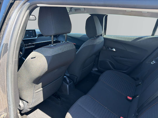 Peugeot 2008 1.2 PureTech Актив '21