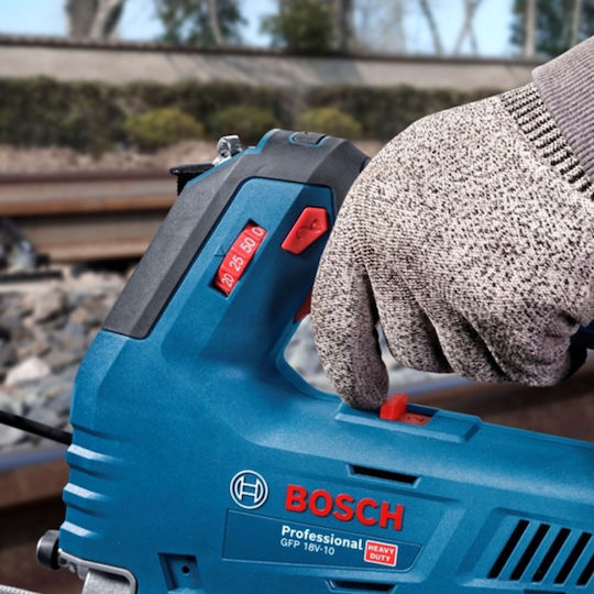 Bosch Battery-powered Grease Gun Gfp 18v-10 Solo 18 V 10,000 Psi 320 G Min Without Battery Charger
