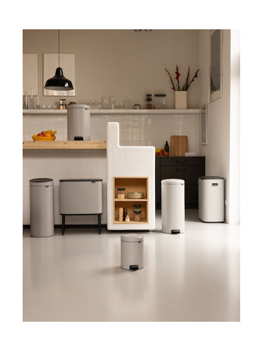 Brabantia Newicon Κάδος Απορριμμάτων Πλαστικός με Πεντάλ Γκρι 20lt