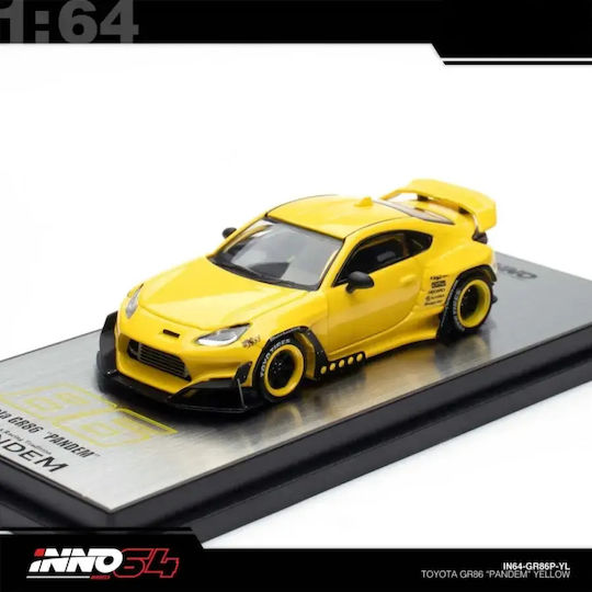 Модел Автомобил Toyota GT86 Pandem Жълт 1:64 Inno64