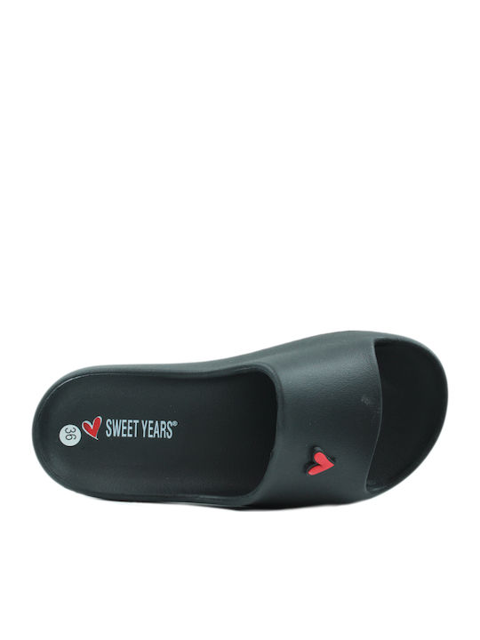 Flip Flops In Black Colour