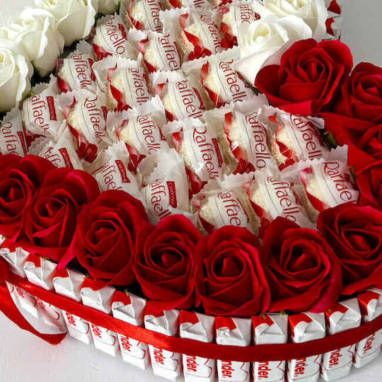 Aranjament Inimă Bonys 25 Trandafiri Săpun Praline Raffaello Batoane Ciocolată Kinder Aranjament Inimă Bonys 25 Trandafiri Săpun Praline Raffaello Batoane Ciocolată Kinder