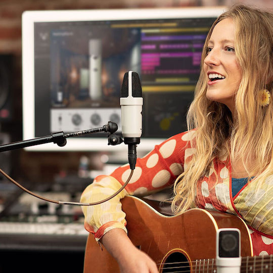 Universal Audio SC-1 Δυναμικό Microphone XLR Shock Mounted for Vocals in White Color