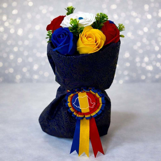 Buchet Tricolor Trandafiri Săpun Insignia Românească Cadou Elegant Simbolic Buchet Tricolor Trandafiri Săpun Insignia Românească Cadou Elegant Simbolic