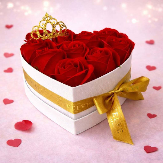 Aranjament Floral Royal Crown Cutie În Formă De Inimă 10 Trandafiri Săpun Coroană Aurie Deasupra
