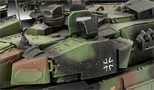 Revell Leopard 2a7a1 Scale 1:35 03360