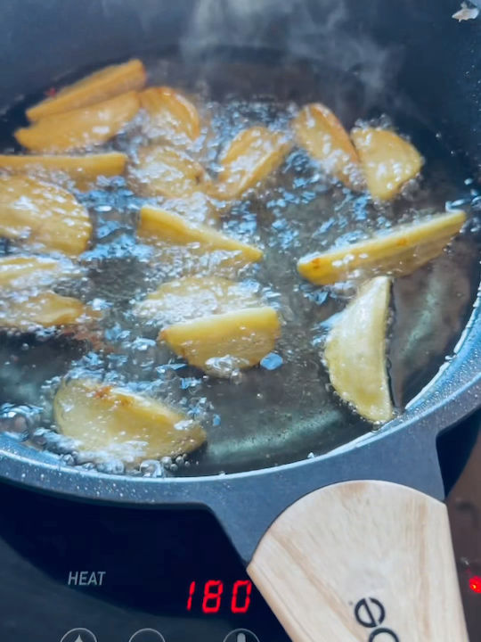 Gruppe Cookin Pan made of Aluminum with Non-Stick Coating 24cm