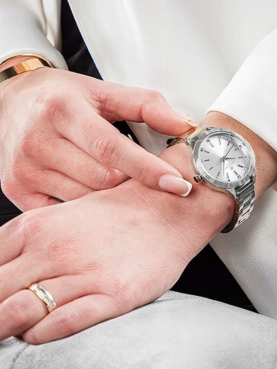 Giewont Womens Battery Watch With Silver Metal Bracelet