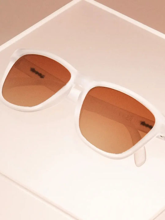 Goodr Unisex Sunglasses With White Frame G00543-OG-01