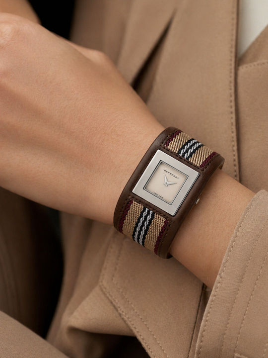 Burberry Watch with Battery Mechanism Burberry Watch with Battery Mechanism