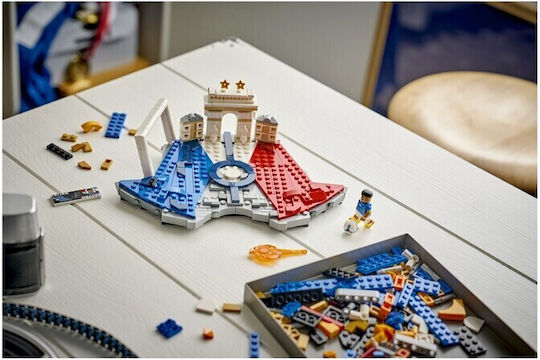LEGO Editions Kylian Mbappé - Soccer Highlights for Ages 10+ 490 Pieces