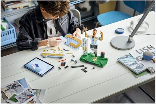 LEGO Editions Lionel Messi - Футболна Легенда за 12+ Години 958 Бройки
