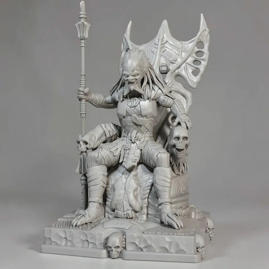 Фигура Хищник На Трона 3D Отпечатана 20 См 1:8