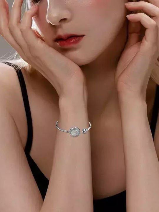 Дамска Кожена Гривна