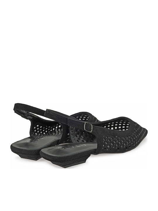 Suede Heels with Low Heel Black