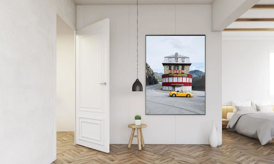 Vintage Hotel With Sports Car Vintage Ξενοδοχείο Με Σπορ Αυτοκίνητο σε Καμβά