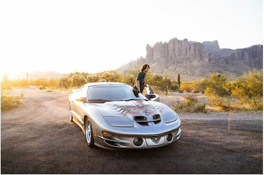 Панел Man Sports Car At Sunset In Desert Мъж Спортна Колa При Залез В Пустинята 150x100