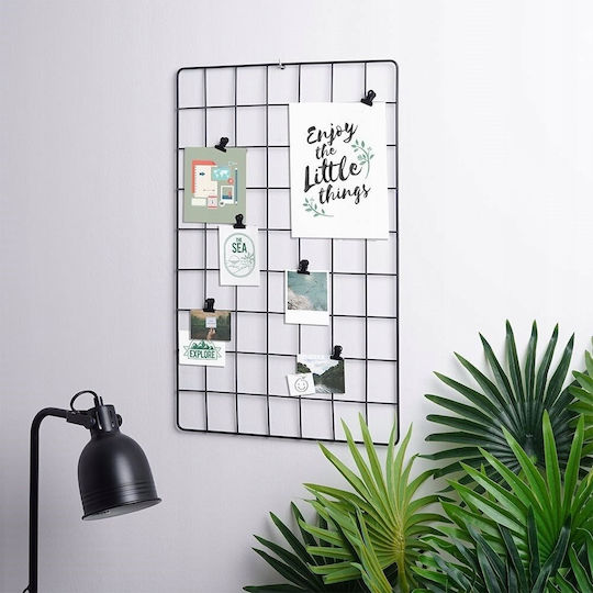 Vilde Metallic Wall-Mounted Photo Frame With Black Frame