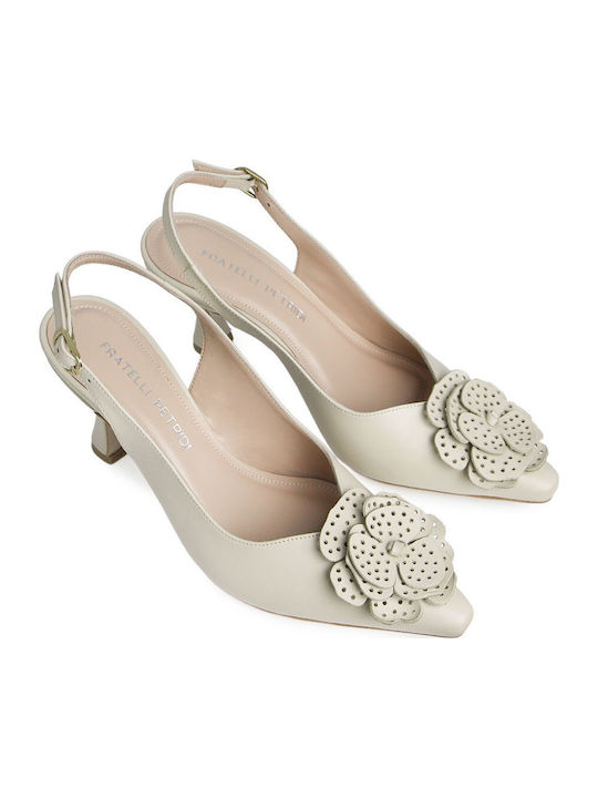 Leder Pumps mit Mittelhohem Absatz in Ecru