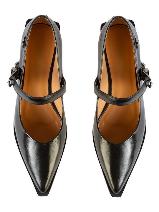 Heels with Strap Black