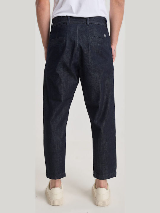 Trousers in Relaxed Fit Dark Blue Denim