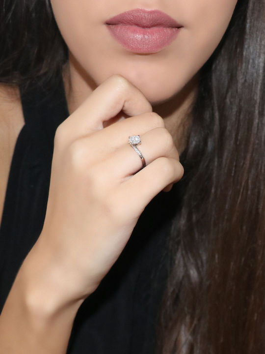 Single Stone Rosette Ring in 18K White Gold with Diamond