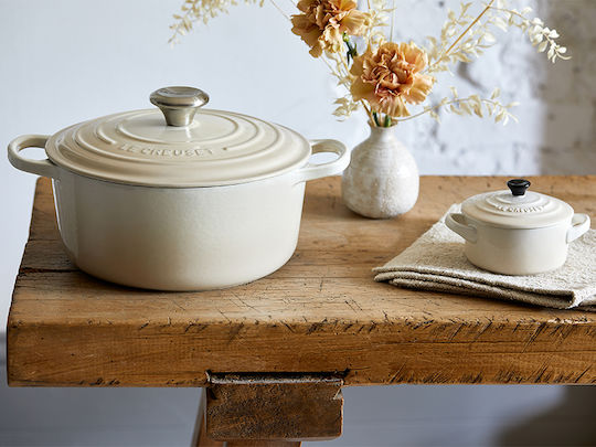 Le Creuset Deep Cast Iron Stockpot Meringue 6.7L / 28cm