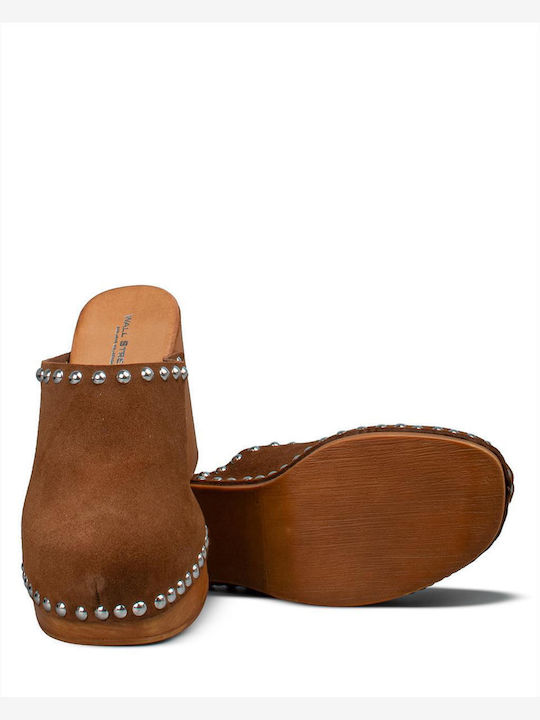 Mules With Heel In Brown Colour