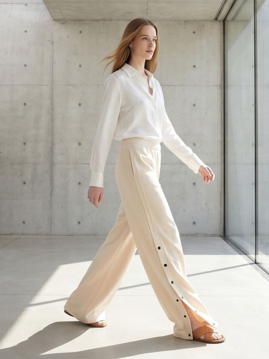 Essential Women's Fabric Flared Trousers in Loose Fit Beige