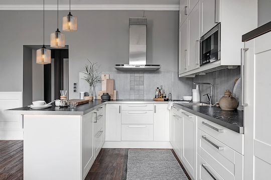 Light Home Висящо Осветително Тяло Черно с Цокъл E27