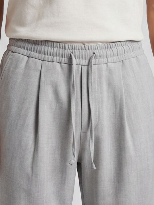 Trousers in Relaxed Fit Grey