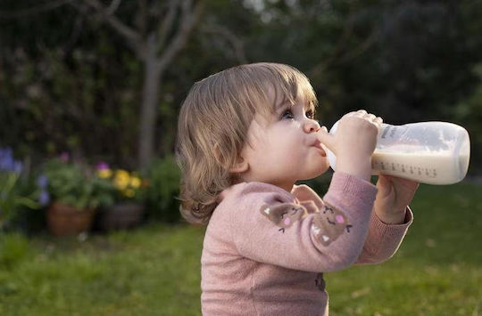 Philips Plastic Baby Bottle Natural Response Anti-colic with Silicone Teat for 3+ Months White 330ml