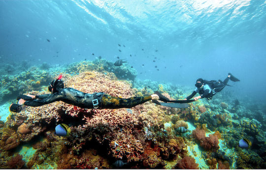 Sublue MixPro Underwater Seascooter with Maximum Speed 6.5km/h Battery Autonomy 60min and Weight 3.55kg