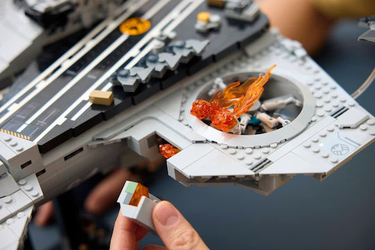 LEGO Super Heroes S.H.I.E.L.D. Helicarrier 3057 Bucăți