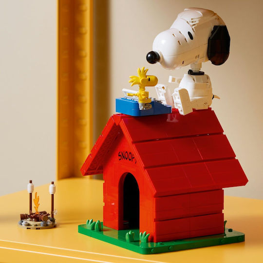 LEGO Ideas Peanuts: Къщичката на Снупи за 3+ Години 964 Бройки