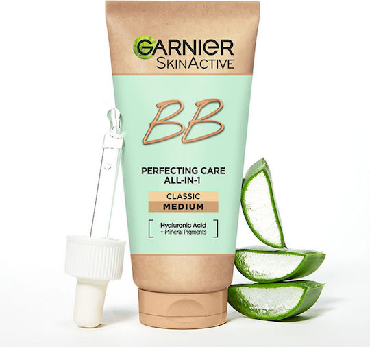 Garnier Hyaluronic Aloe BB Medium Cremă de Față de Zi 24h cu SPF15 pentru Hidratare și Imperfecțiuni cu Acid Hialuronic și Aloe Vera 50ml