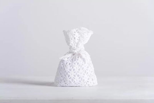 Beauty Home "Cyclamen Fabric Gift Pouch Ecru 12x17cm"