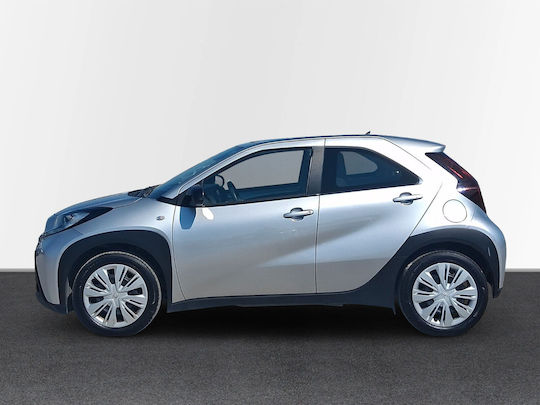 Toyota Aygo X 1.0L CVT X-Play '24