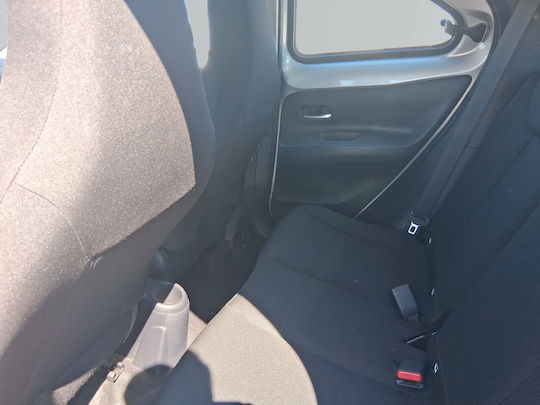 Toyota Aygo X 1.0L CVT X-Play '24