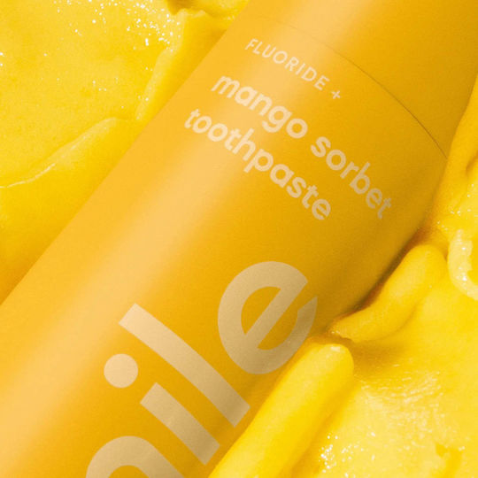 Fluoride Toothpaste Mango Flavor Mango Sorbet Hismile 60 G