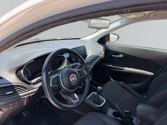 Fiat Tipo 1.6 130кс '23