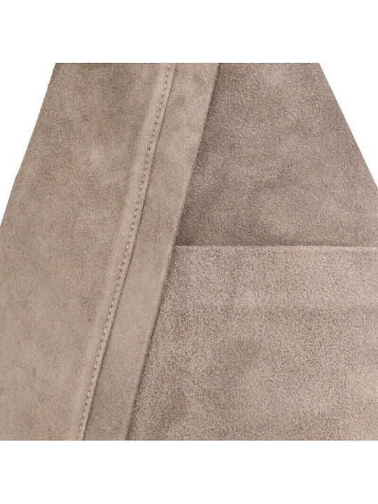 Silia D