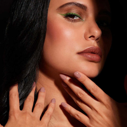 Ojă Pentru Unghii Cu Gel Semi-permanentă Vegan Fără Hema Stay Chic Nuanta Colorme Cosmetics 10 Ml