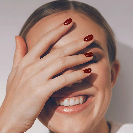 Ojă Pentru Unghii Cu Gel Semi-permanentă Vegan Fără Hema Nuanta Crimson Nights Colorme Cosmetics 10 Ml