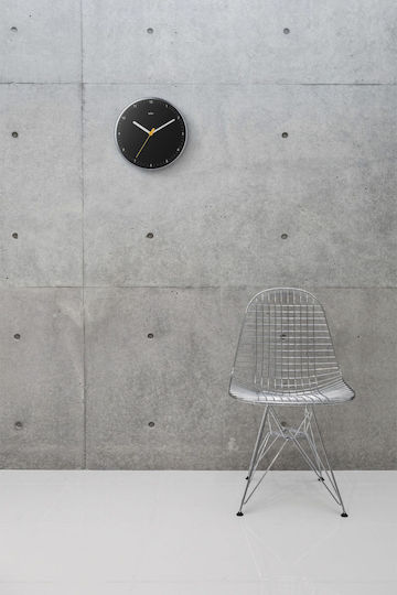 Braun Braun Wanduhr Schwarz Ø26cm