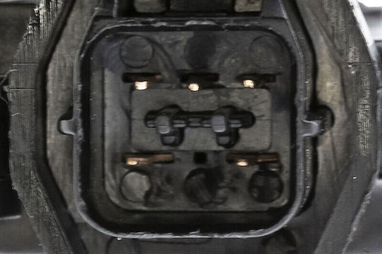 Заключване На Вратата Hyundai Santa Fé I 2000-2006 2.0l Suv Hyundai Santa Fé I 2000-2006 2.4l Suv Hyundai Santa Fé I 2000-2006 2.7l Suv
