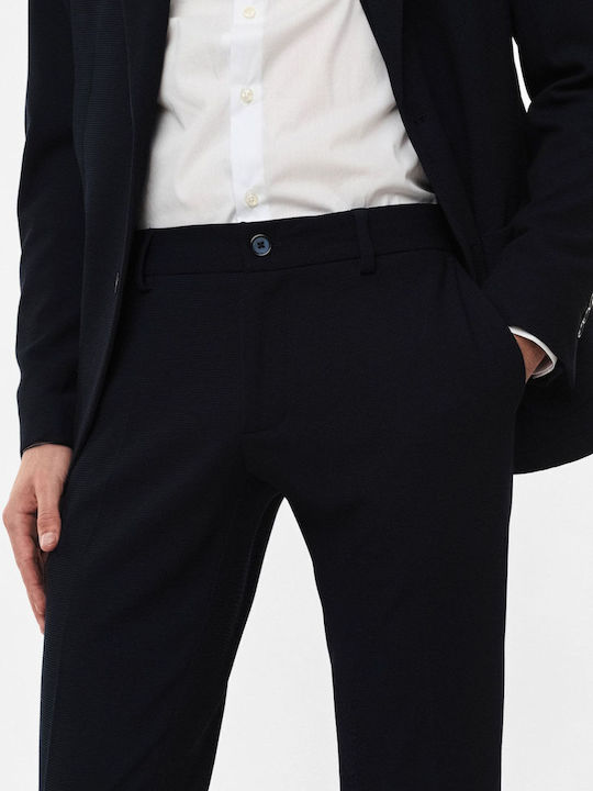 Trousers in Slim Fit Blue