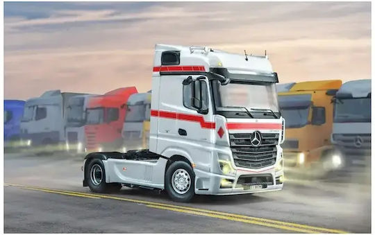 Model Static 1:24 Mercedes-Benz MP4 Big Space