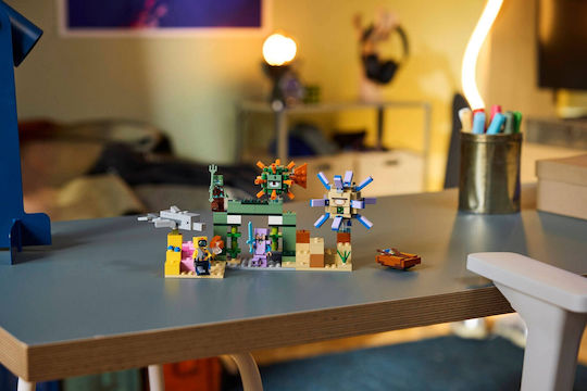 LEGO Minecraft Подводно приключение за 8+ години 310 бр