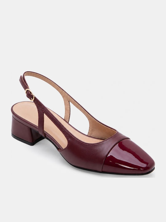Burgunder Pumps